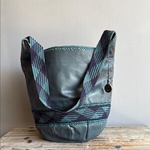 The Sak back to Bali hobo bag like new no flaws